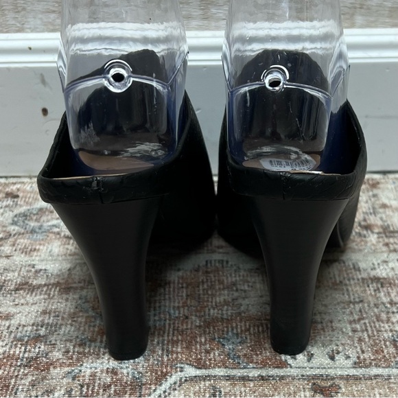 American Eagle Mule Shoes Womens 8 Black Snake Embossed Peep Toe Block Heel New - Picture 5 of 7